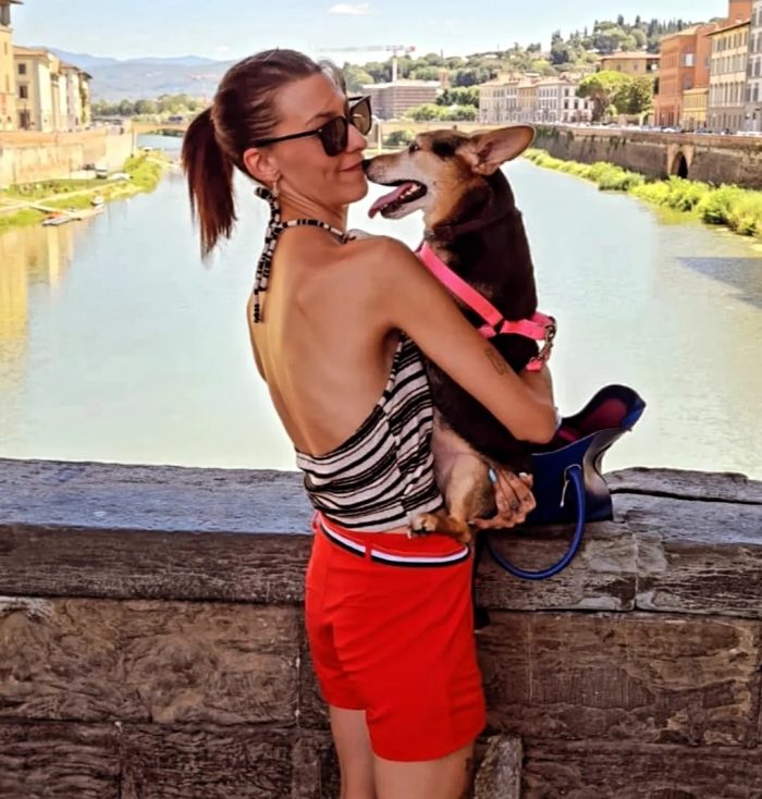 Kira, 9 anni, cerca una famiglia amorevole